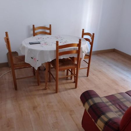Habitacion En Piso Compartido Madrid Esterno foto