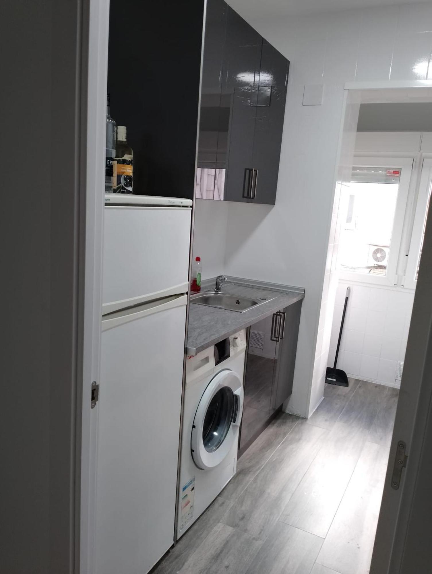Habitacion En Piso Compartido Madrid Esterno foto