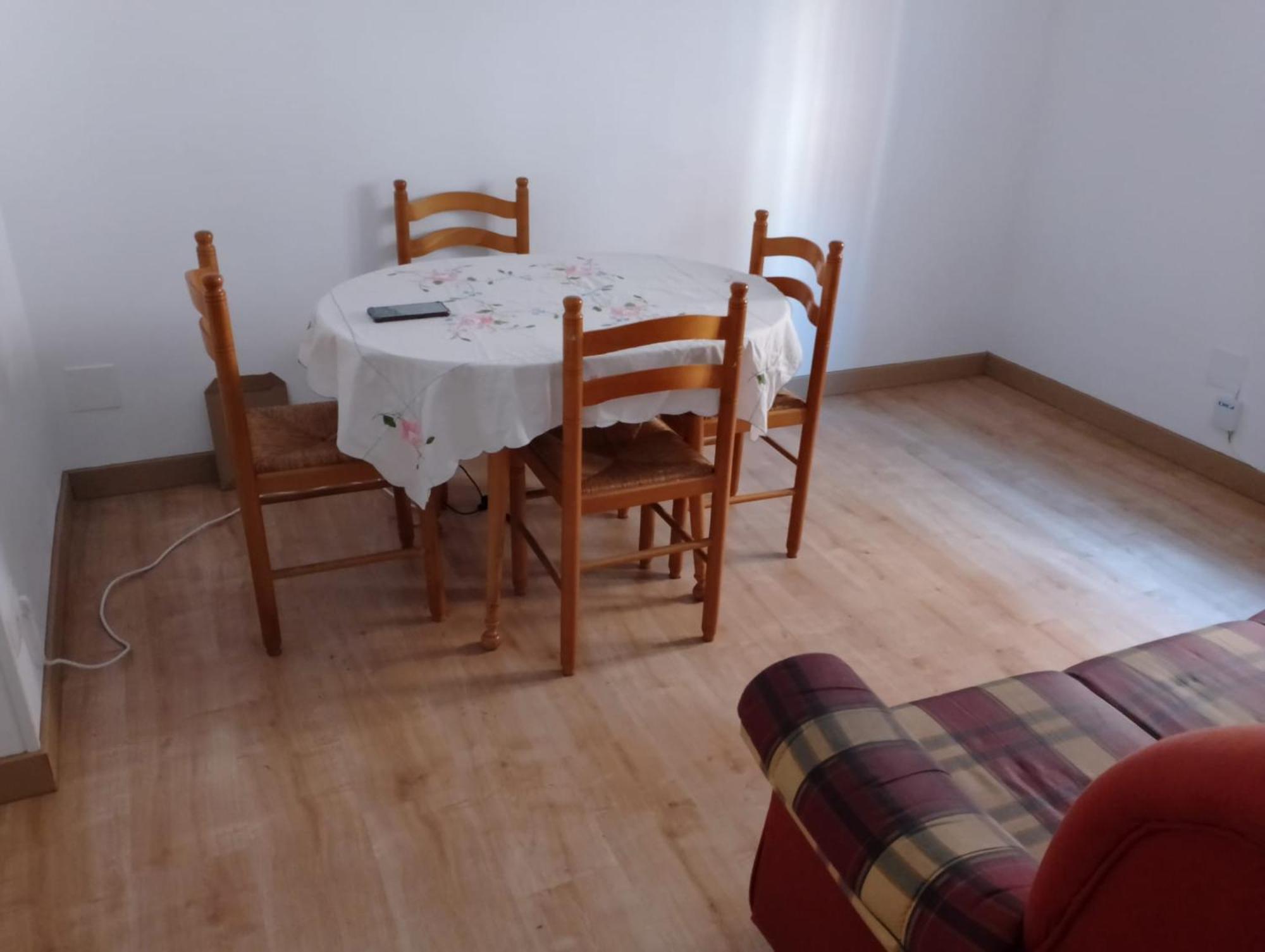 Habitacion En Piso Compartido Madrid Esterno foto